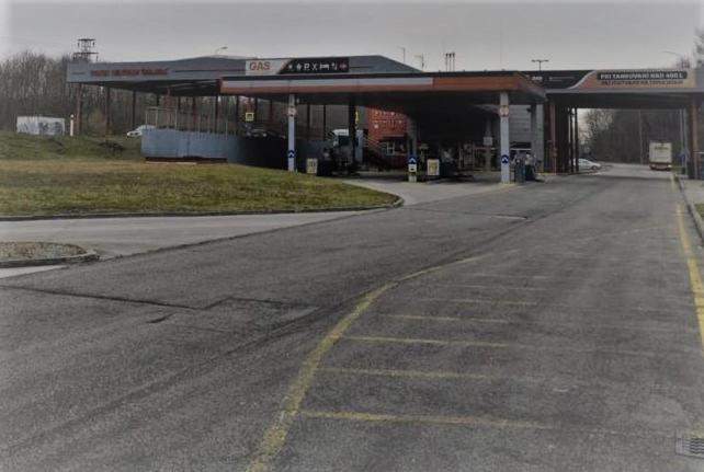Gas Truck Centrum Holic Exterior photo